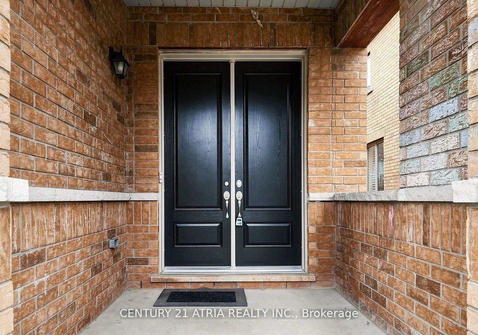 37-capreol-avenue-aurora-ontario-n13428896