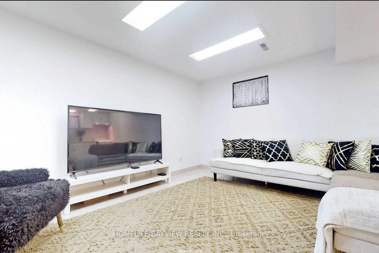 14-gray-crescent-richmond-hill-ontario-n13428944