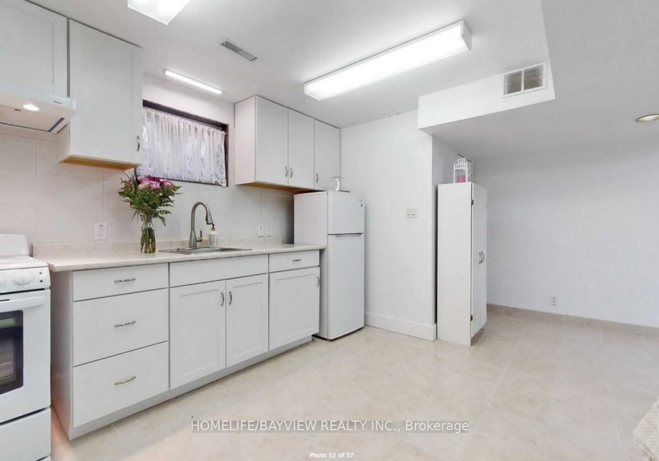14-gray-crescent-richmond-hill-ontario-n13428944