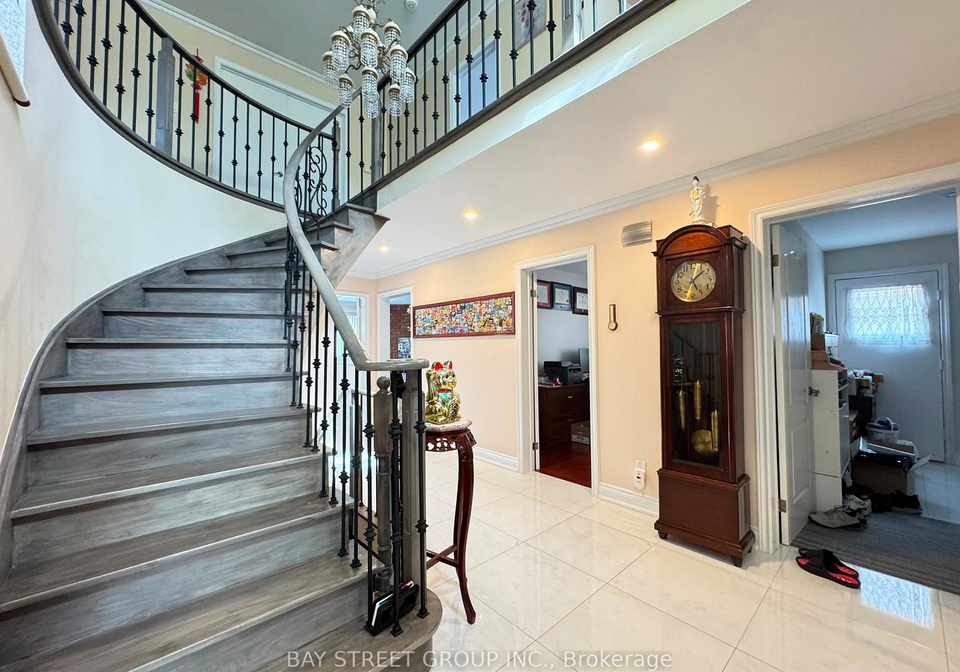 33-northolt-crescent-markham-ontario-n13429072