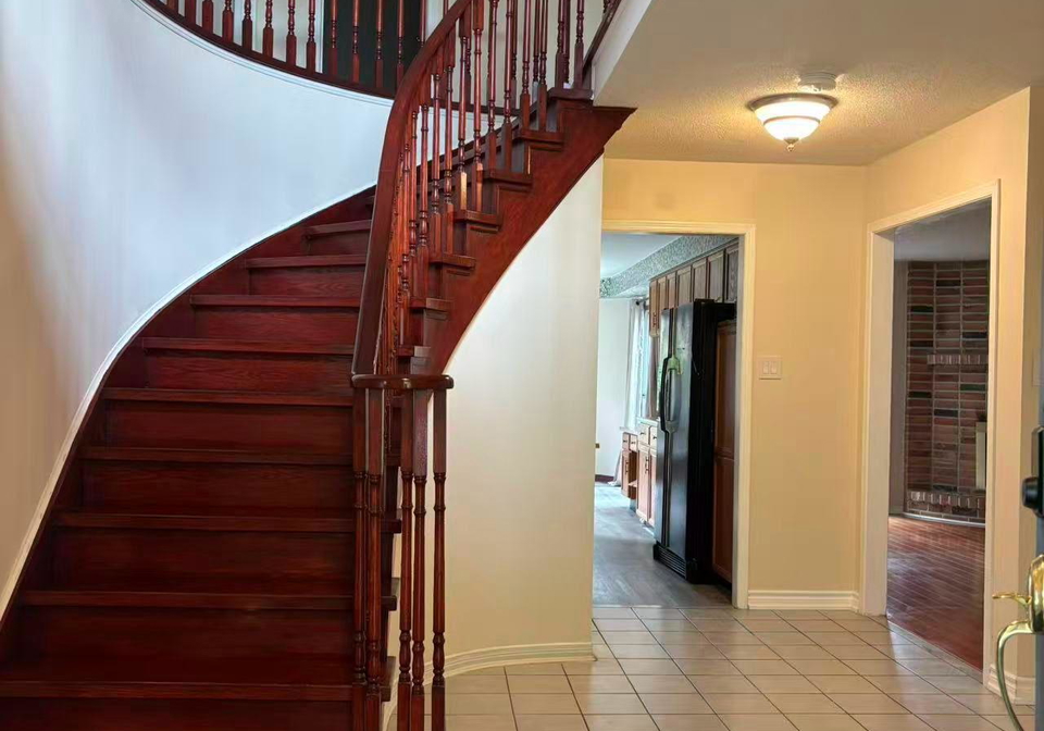 107-stave-crescent-richmond-hill-ontario-n13429092