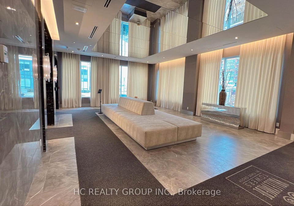 396-highway-7-avenue-e-richmond-hill-ontario-n13429096