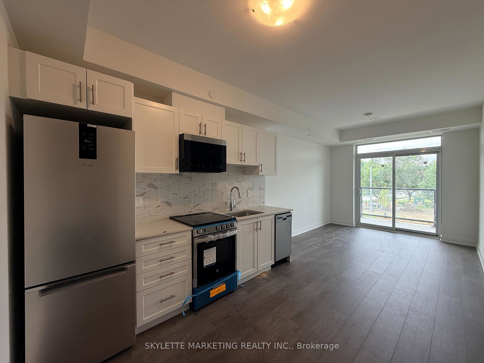 705-davis-drive-newmarket-ontario-n13429114