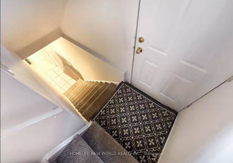 4-price-street-richmond-hill-ontario-n13429438