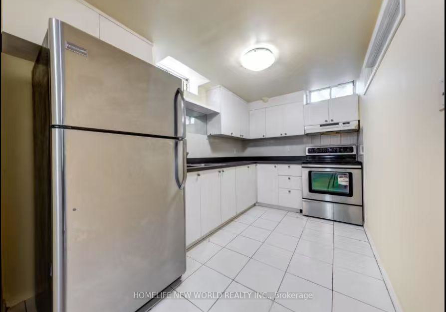 4-price-street-richmond-hill-ontario-n13429438