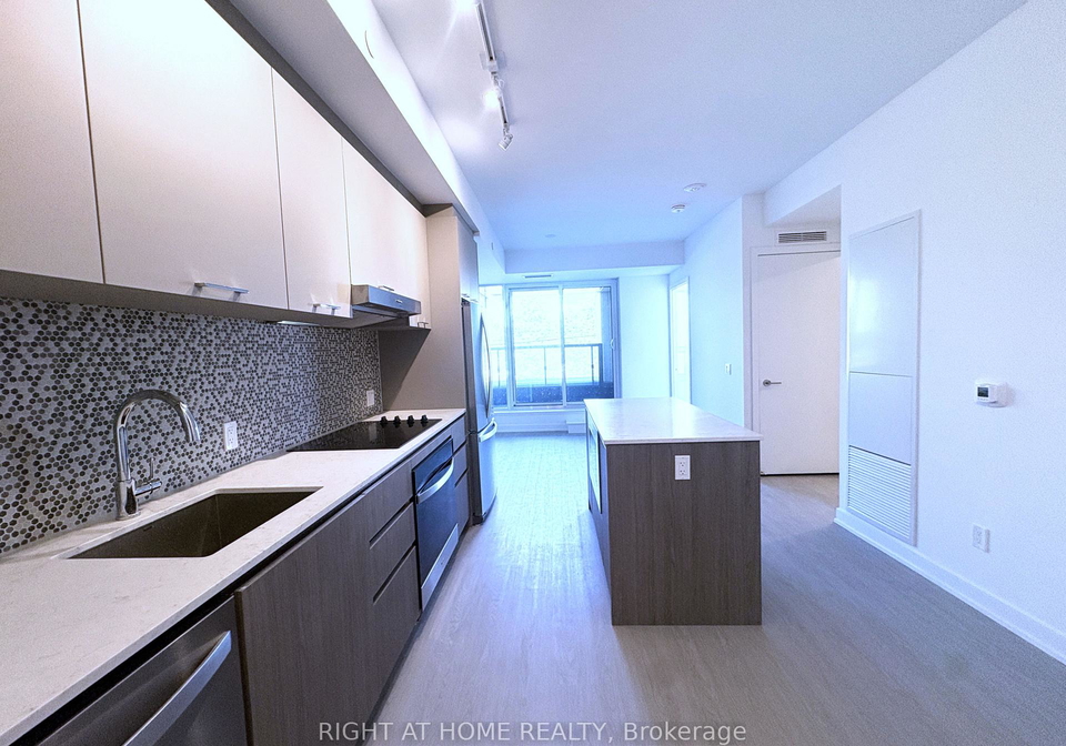 8188-yonge-street-vaughan-ontario-n13429706