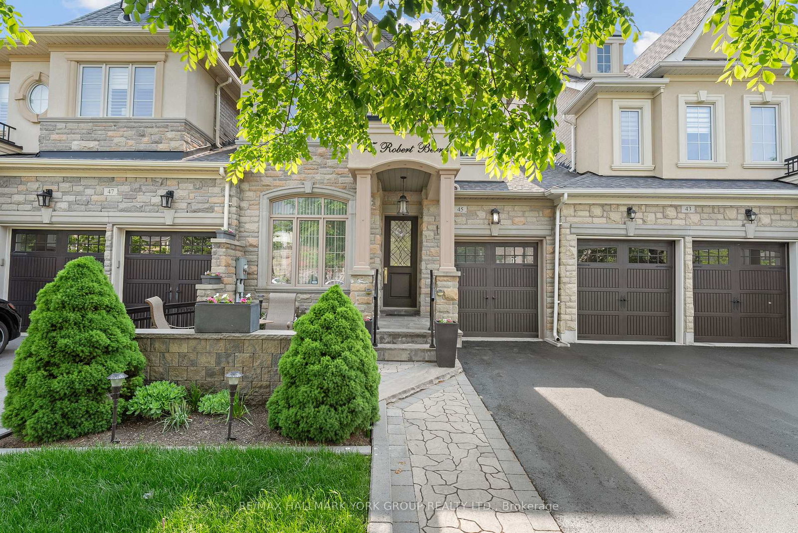 45-robert-berry-crescent-king-ontario-n13429868