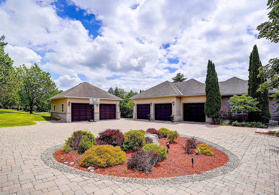 8-alm-court-aurora-ontario-n13430084