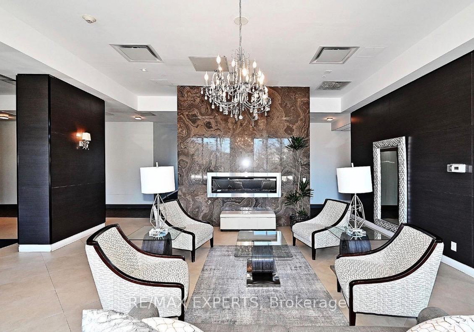 11611-yonge-street-richmond-hill-ontario-n13430826