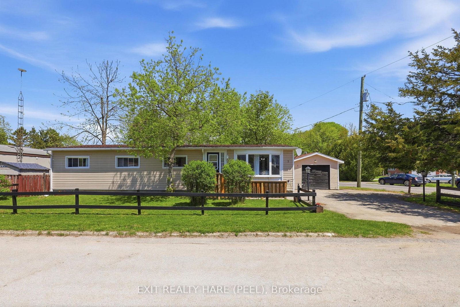 1-centre-park-street-essa-ontario-n13431576