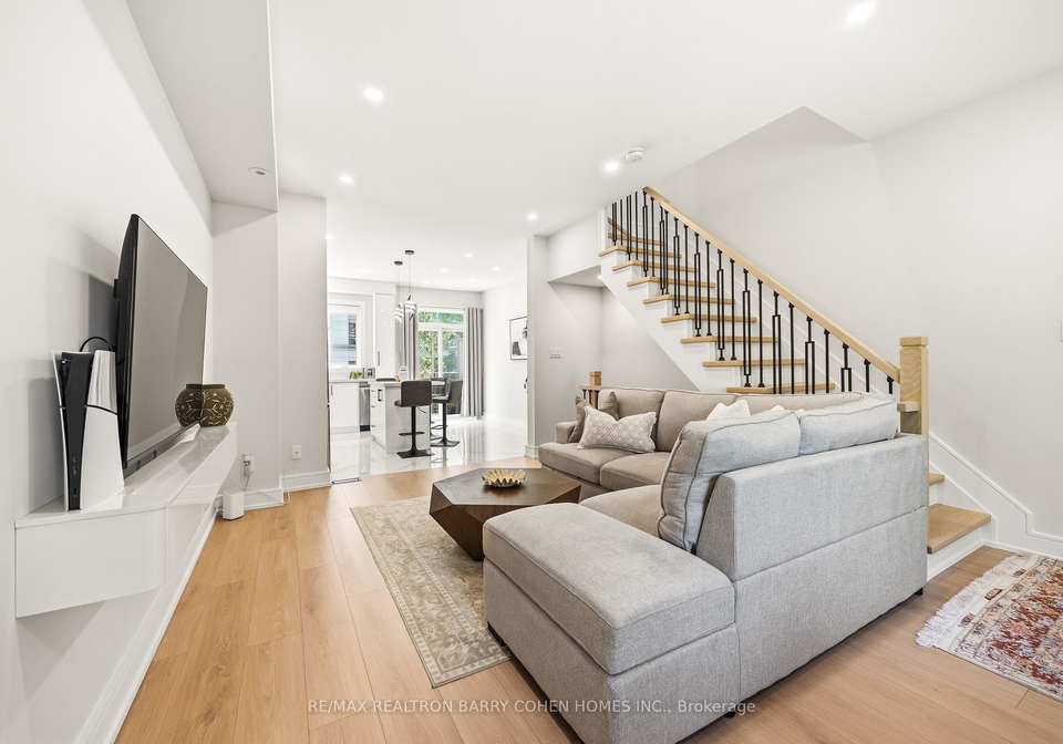 galleria-parkway-markham-ontario-n13432034