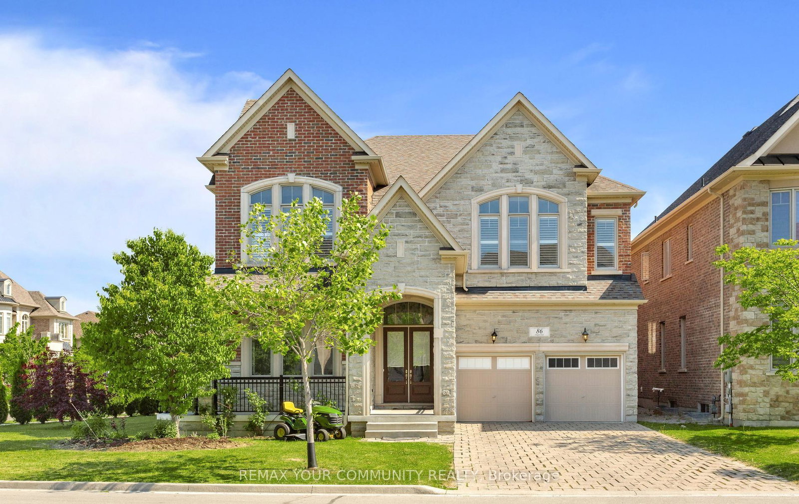 86-torgan-trail-vaughan-ontario-n13432188