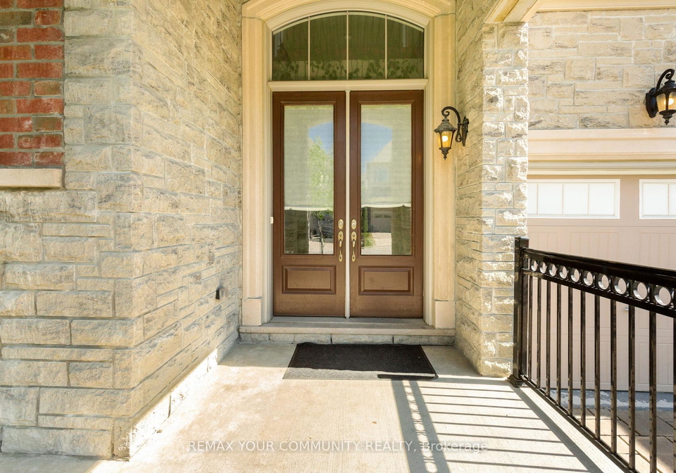 86-torgan-trail-vaughan-ontario-n13432188