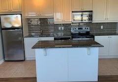 9225-jane-street-vaughan-ontario-n13432238