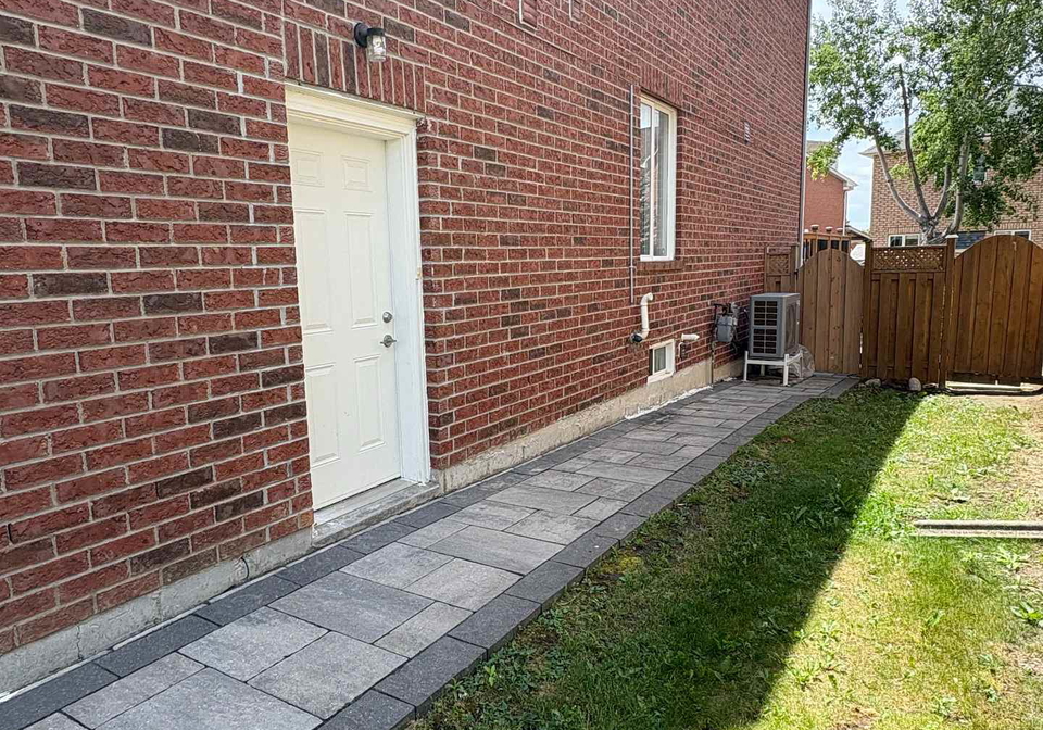 161-farmstead-road-richmond-hill-ontario-n13433396