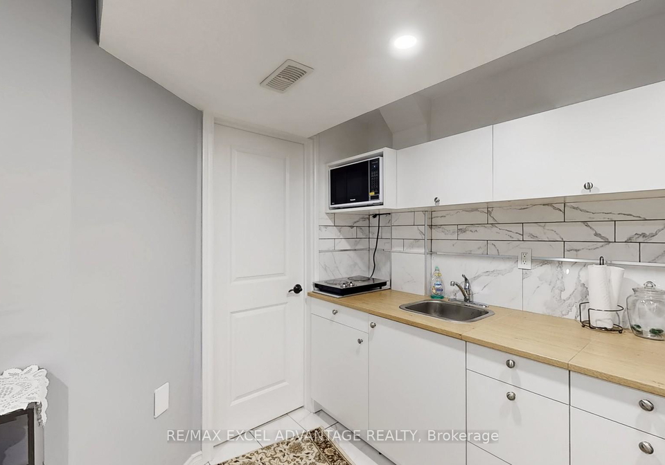81-northern-heights-drive-richmond-hill-ontario-n13435332