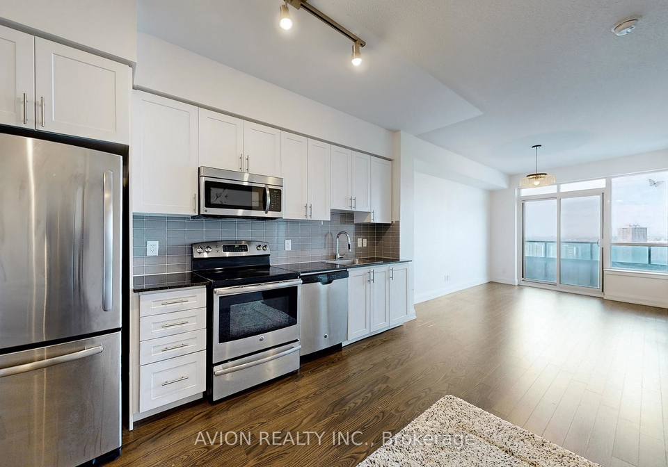 7171-yonge-street-markham-ontario-n13435522