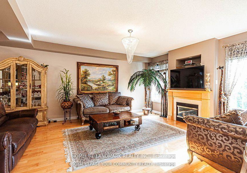 111-deerwood-crescent-richmond-hill-ontario-n13435612