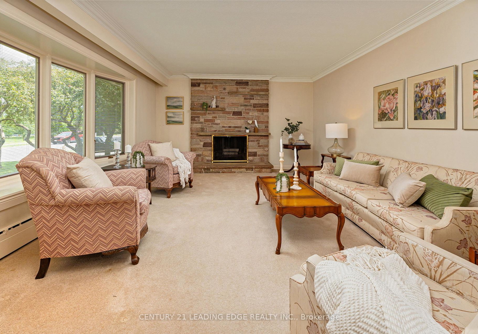 6-paramount-road-markham-ontario-n13436388