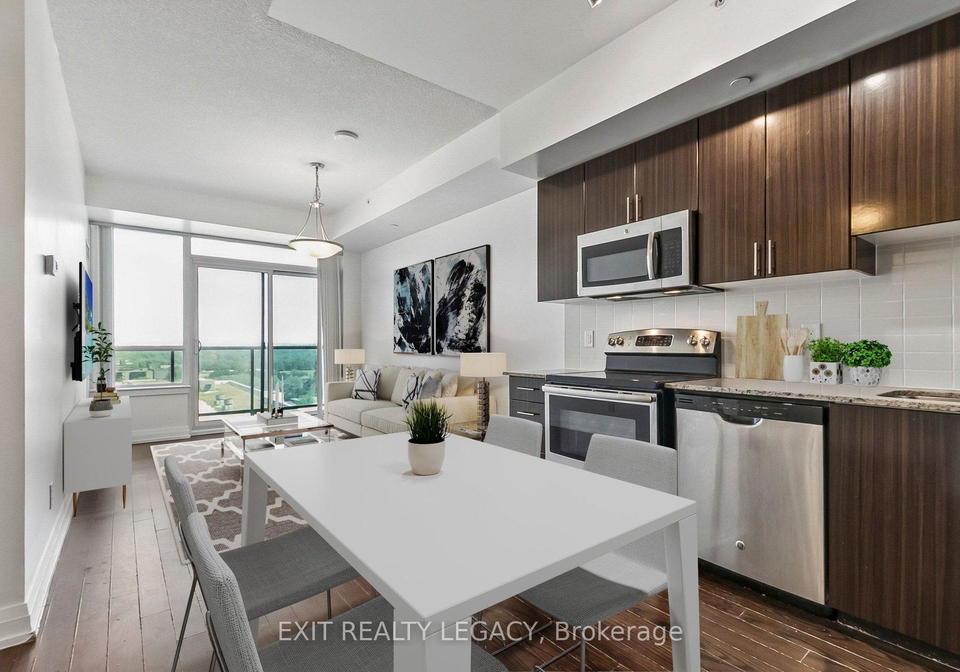 7167-yonge-street-markham-ontario-n13437290