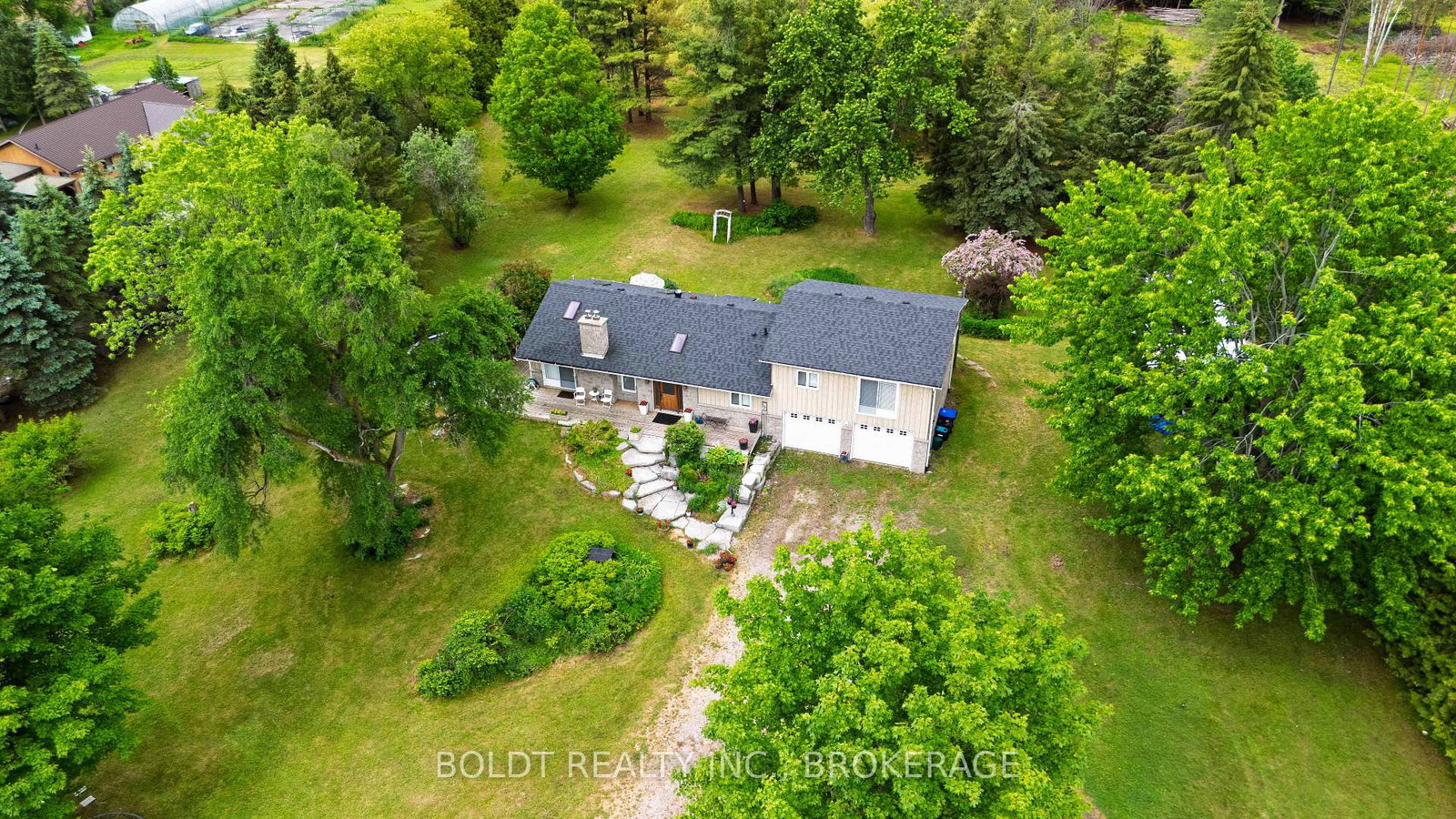 5832-5th-side-road-innisfil-ontario-n13438002