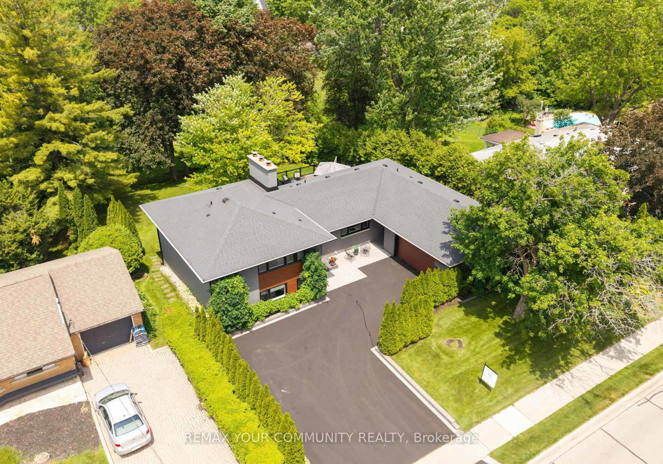 48-royal-road-aurora-ontario-n13438026