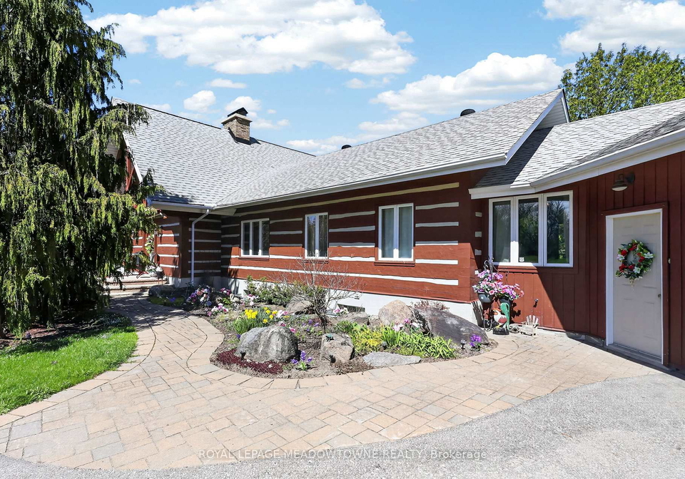 8211-10th-line-essa-ontario-n13438332