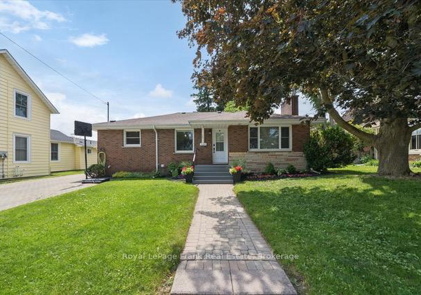 124-brock-street-e-uxbridge-ontario-n13438976