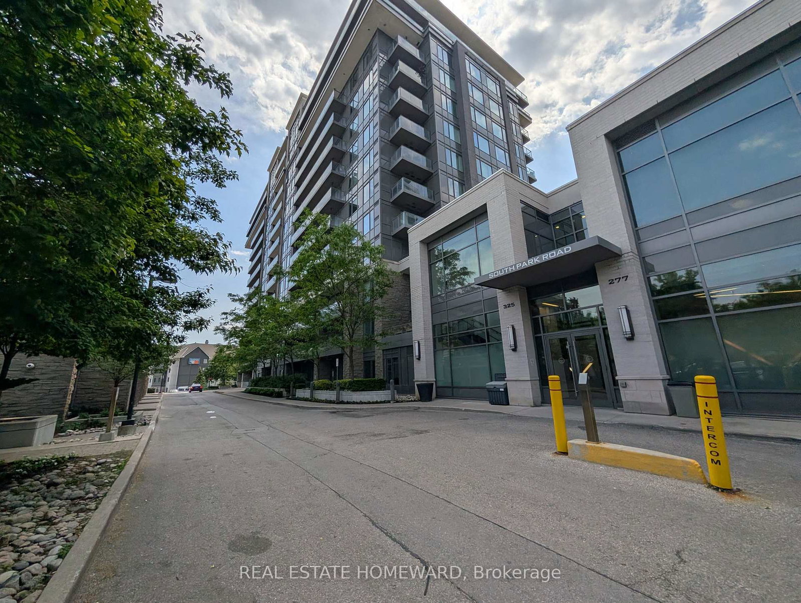 325-south-park-road-markham-ontario-n13439074