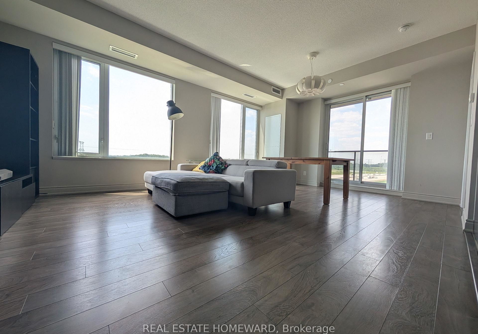 325-south-park-road-markham-ontario-n13439074