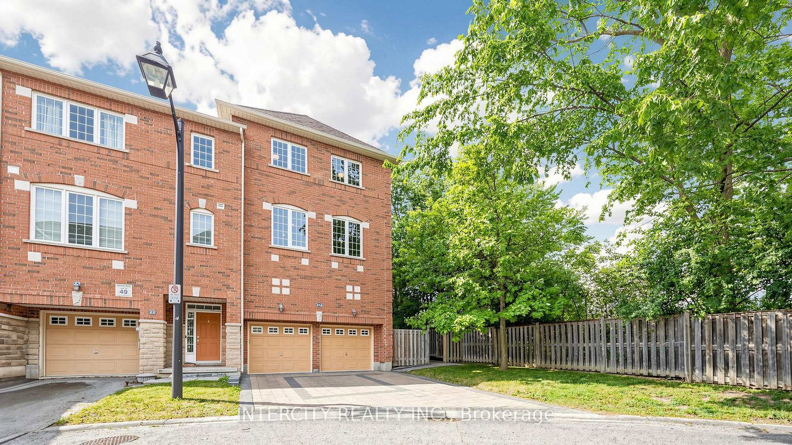 151-silverwood-avenue-richmond-hill-ontario-n13439442