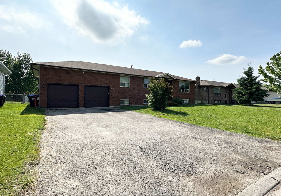 2047-chantler-street-innisfil-ontario-n13439584