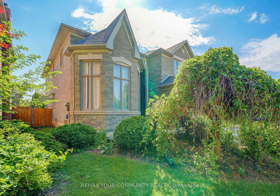 7-fern-avenue-richmond-hill-ontario-n13439706