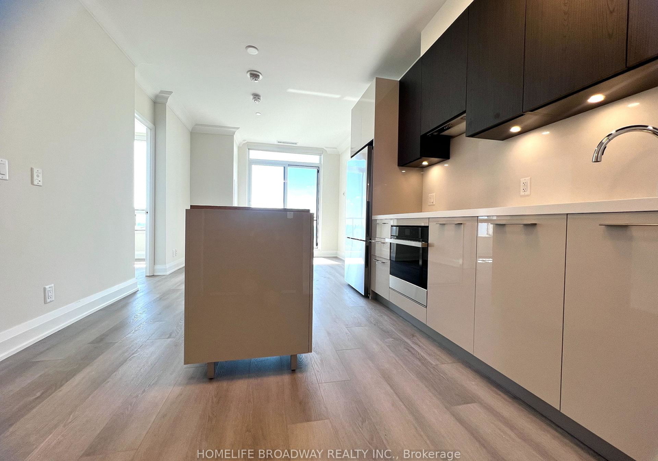 8-water-walk-drive-markham-ontario-n13439762