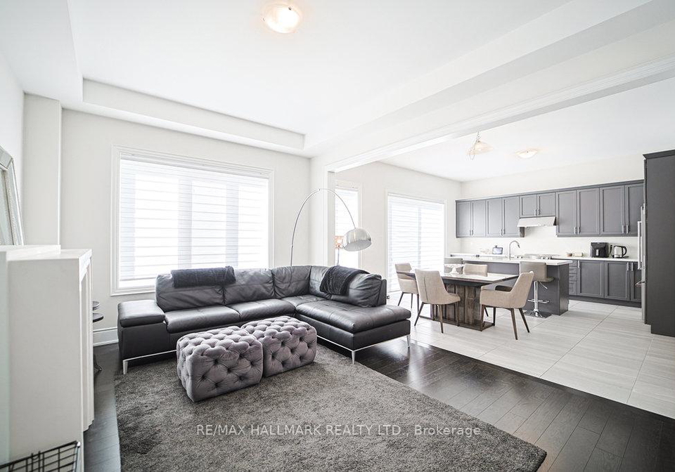 25-kentledge-avenue-east-gwillimbury-ontario-n13439910