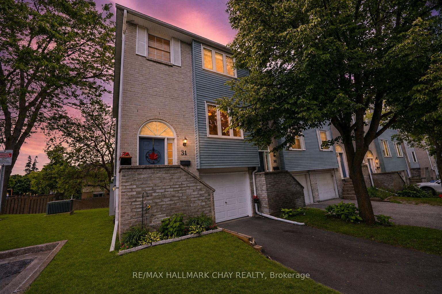 31-harmony-circle-bradford-west-gwillimbury-ontario-n13440098