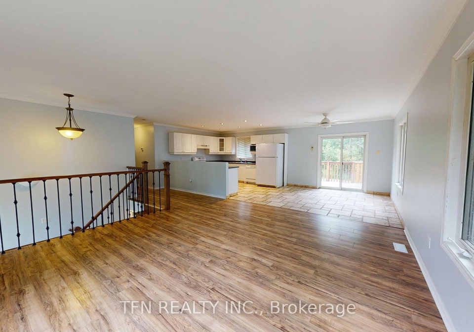 1048-gilmore-avenue-innisfil-ontario-n13440136