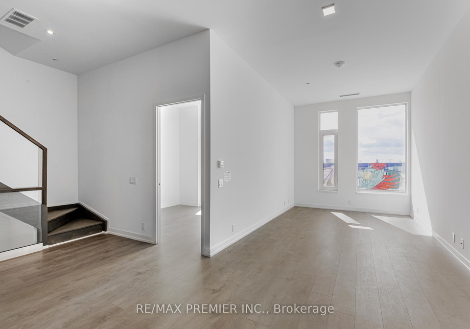 7-buttermill-avenue-vaughan-ontario-n13440444