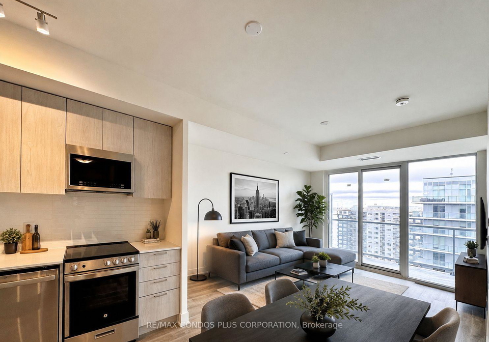 185-deerfield-road-newmarket-ontario-n13440640