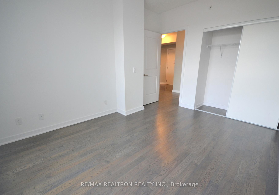 9201-yonge-street-richmond-hill-ontario-n13441126