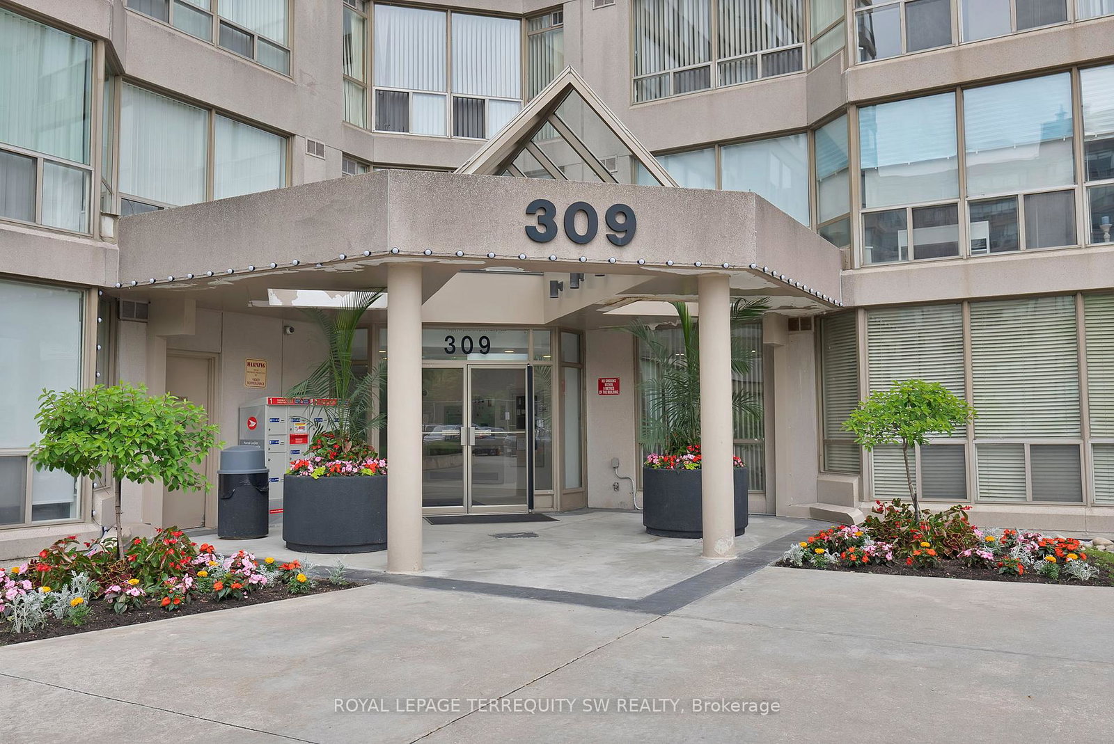309-major-mackenzie-drive-e-richmond-hill-ontario-n13441494