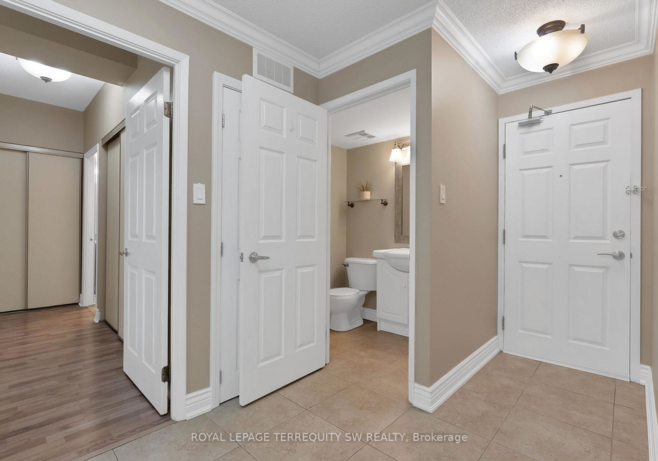 309-major-mackenzie-drive-e-richmond-hill-ontario-n13441494