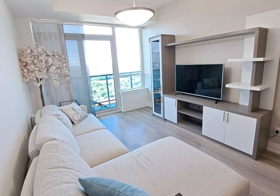7165-yonge-street-markham-ontario-n13441734