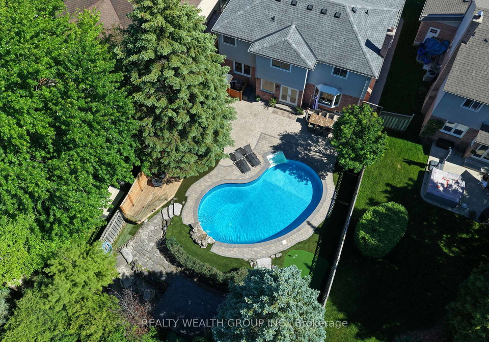 51-haskell-crescent-aurora-ontario-n13442070