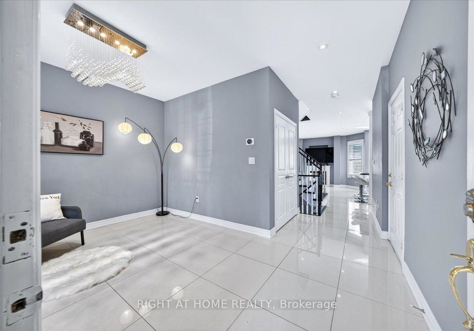 25-longwood-avenue-richmond-hill-ontario-n13442286