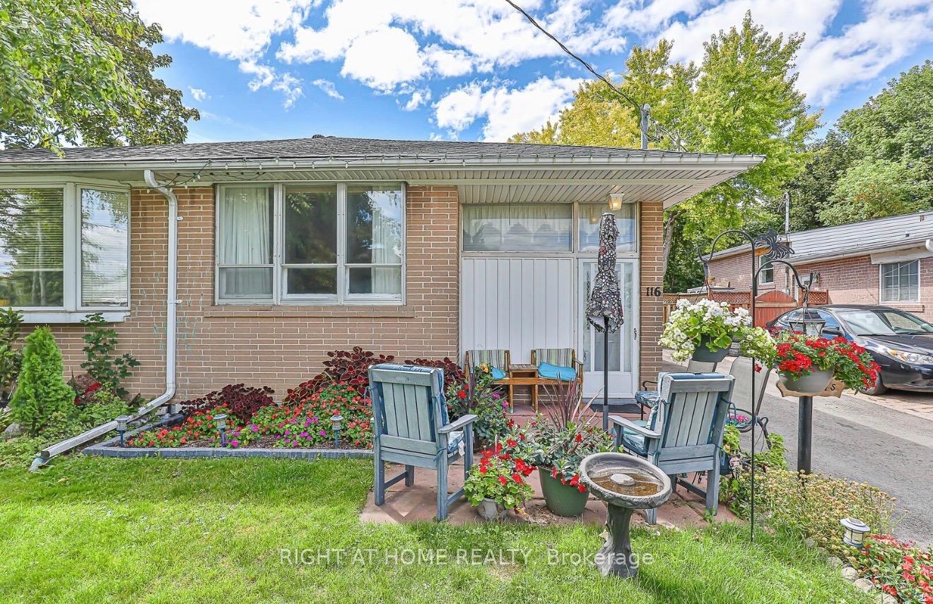 116-longford-drive-newmarket-ontario-n13442494