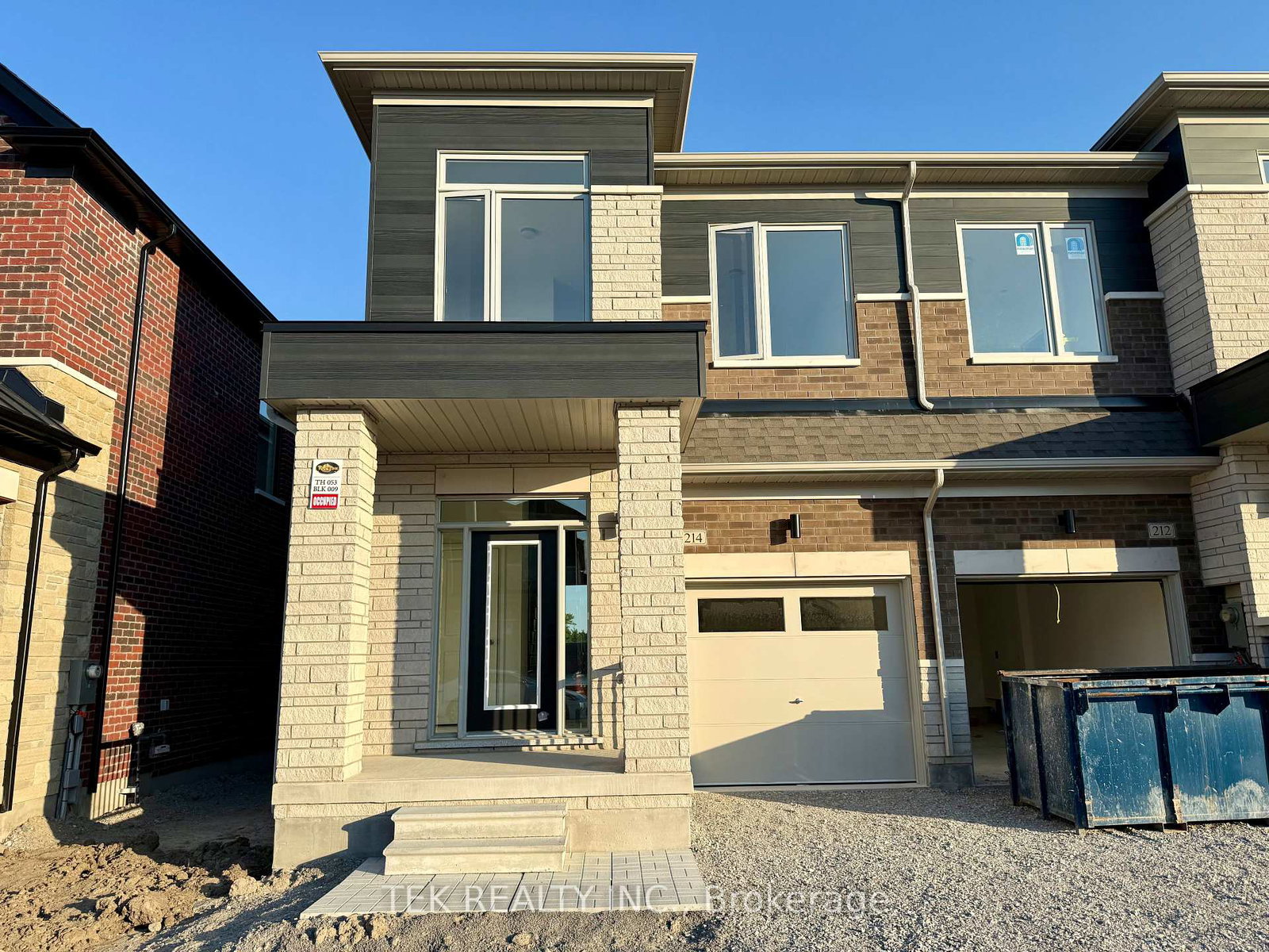 214-hook-drive-richmond-hill-ontario-n13443044