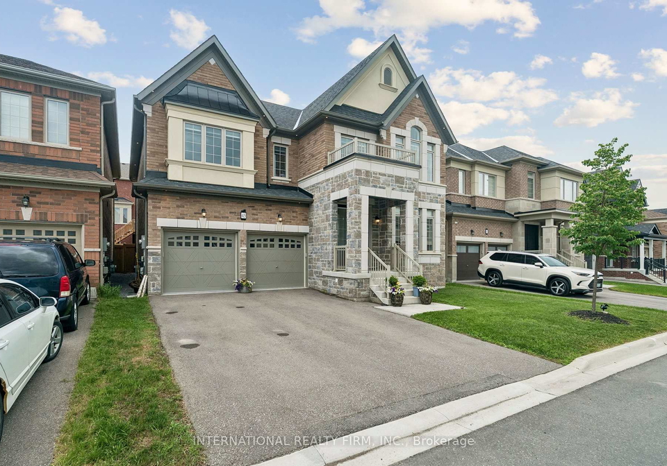 45-watershed-gate-east-gwillimbury-ontario-n13443078