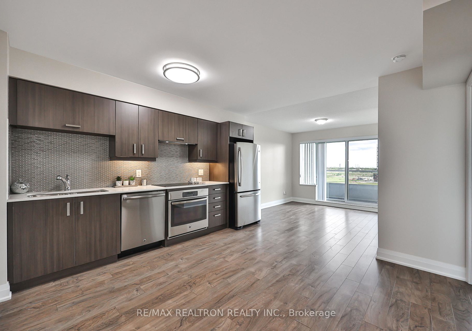 18-uptown-drive-markham-ontario-n13443262