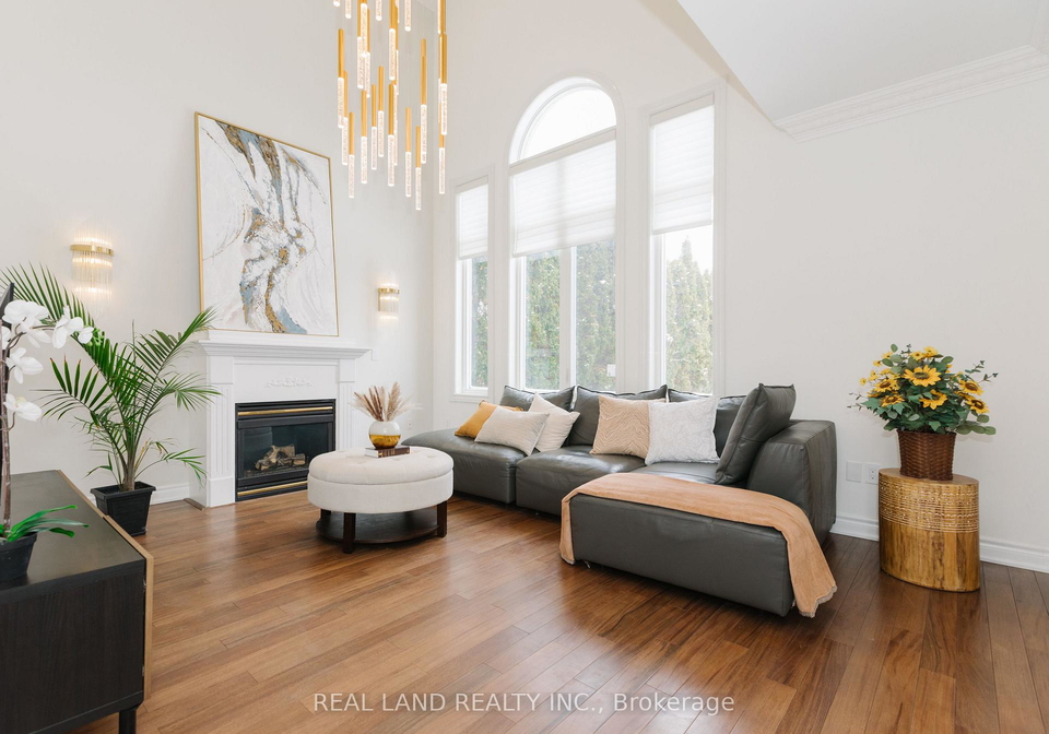 5-rochester-hill-street-richmond-hill-ontario-n13443474